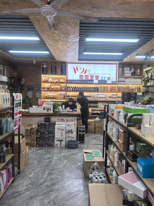 穿梭在老城的平價(jià)光景——探訪湖北路菜市場(chǎng)邊的小店鋪